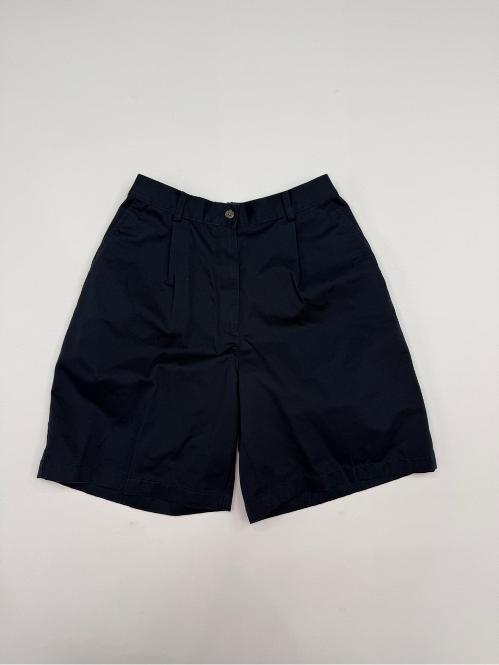 L.L. Bean Vintage Navy Blue Pleated Comfort Waist Shorts Women's Size 10